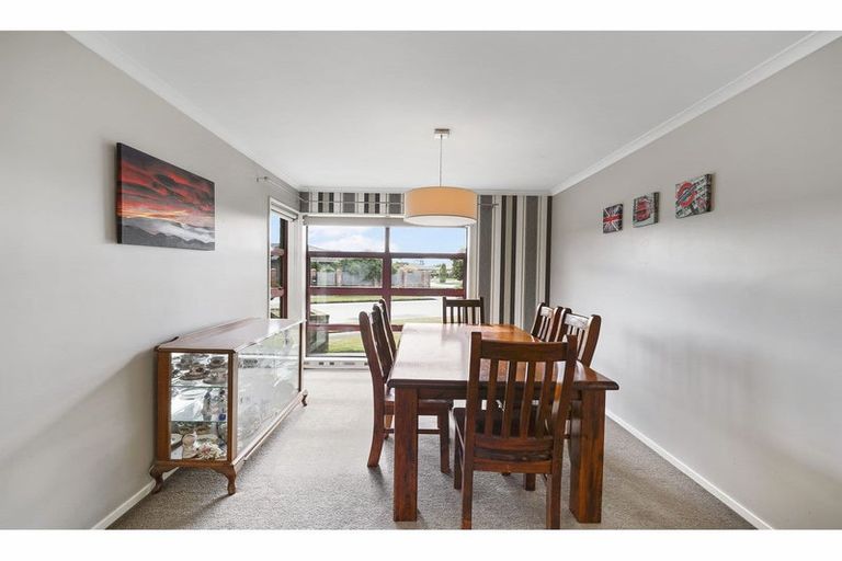 Photo of property in 16 Magnolia Boulevard, Kaiapoi, 7630