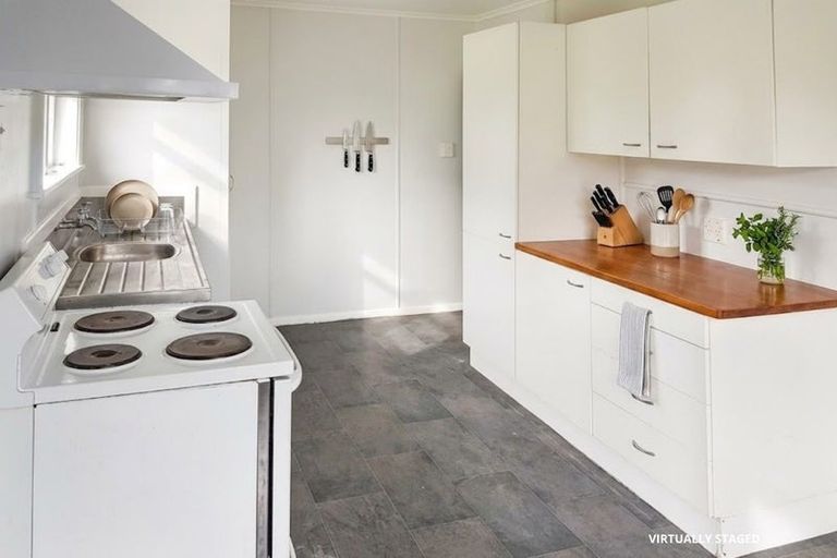 Photo of property in 56 Dimock Street, Titahi Bay, Porirua, 5022