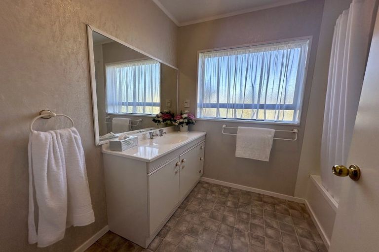 Photo of property in 748 Makarewa Browns Road, Ryal Bush, Invercargill, 9876