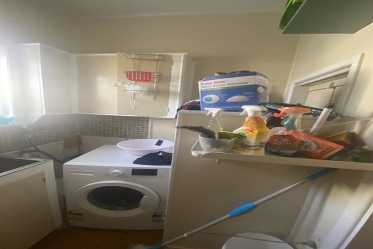 Photo of property in 104 Kenderdine Road, Papatoetoe, Auckland, 2025