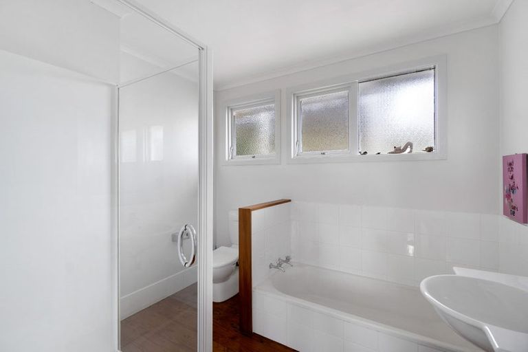 Photo of property in 9 Norfolk Road, Stanmore Bay, Whangaparaoa, 0932