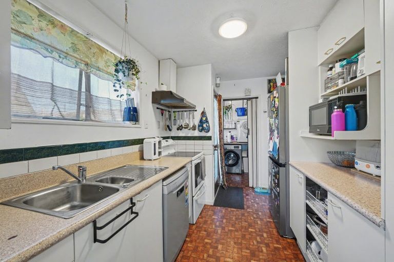 Photo of property in 1/119a Prestons Road, Redwood, Christchurch, 8051