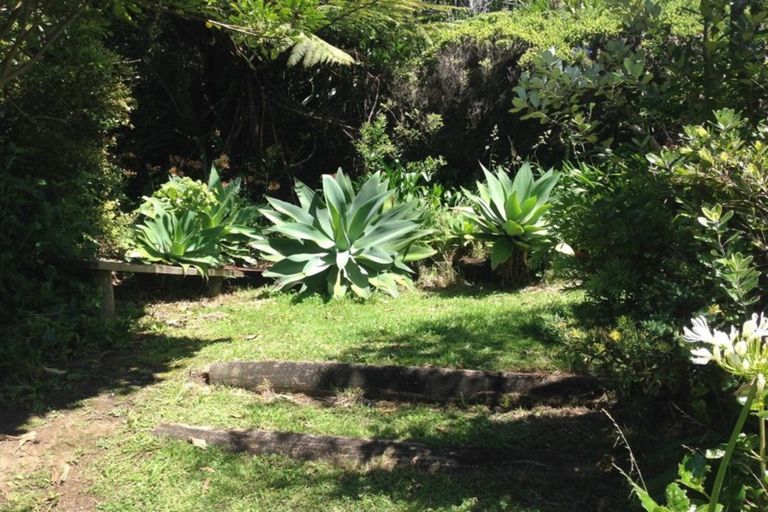 Photo of property in 25 Motukari Place, Onaero, Waitara, 4383