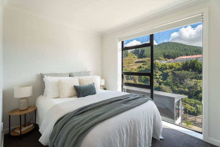 Photo of property in 4 William Earp Place, Tawa, Wellington, 5028