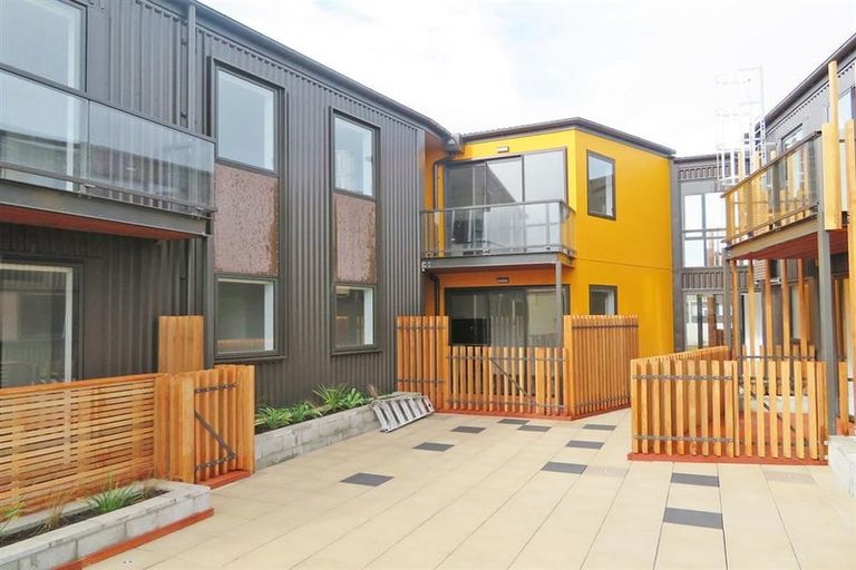 Photo of property in The Firemans Apartments, 213/321 Jackson Street, Petone, Lower Hutt, 5012