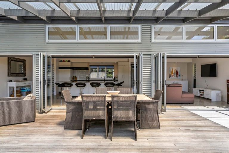 Photo of property in 201 Rutherford Road, Whangamata, 3620