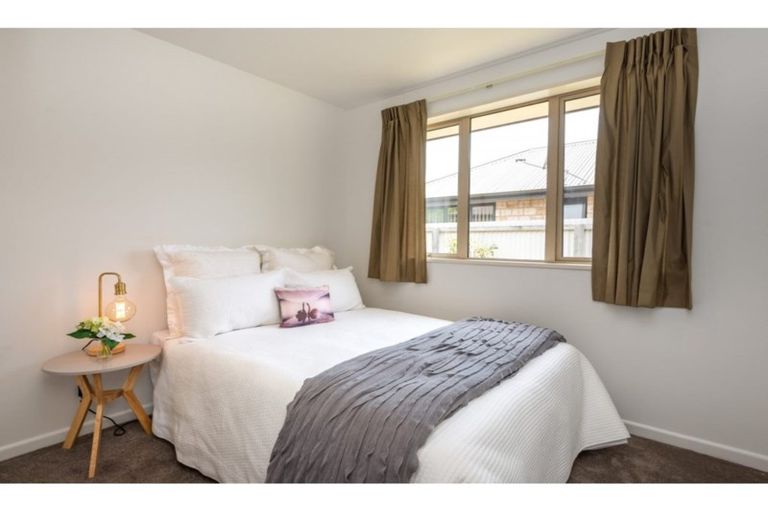 Photo of property in 65a Cleveland Street, Edgeware, Christchurch, 8013
