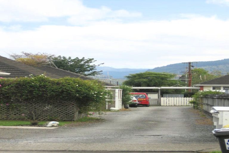 Photo of property in 1/15 Lane Street, Wallaceville, Upper Hutt, 5018