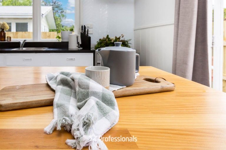 Photo of property in 3 Plateau Road, Te Marua, Upper Hutt, 5018