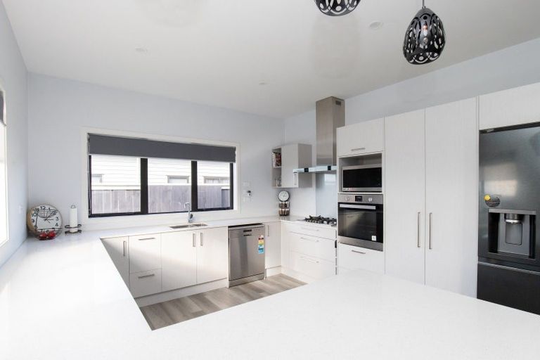 Photo of property in 22 Mcwatters Drive, Ngatea, 3503