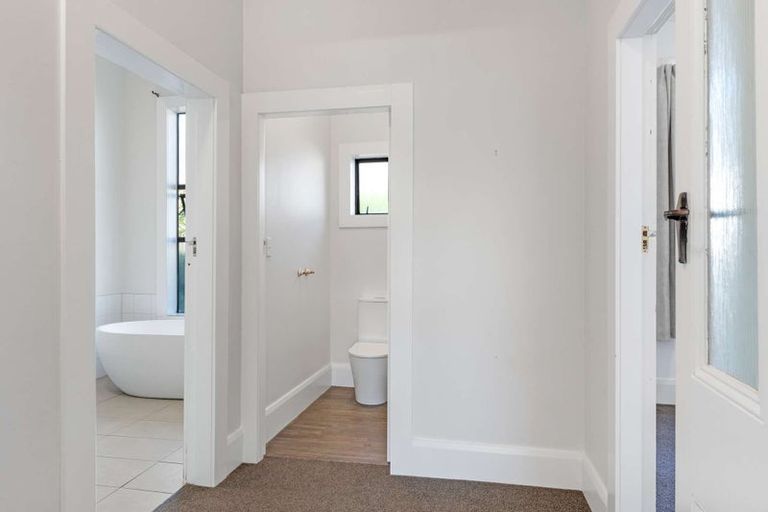 Photo of property in 2 Cobden Street, Gisborne, 4010
