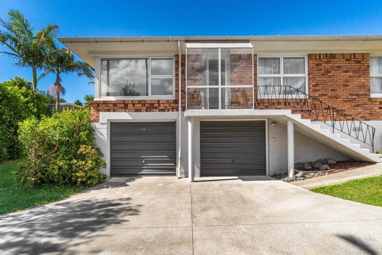 Photo of property in 3/3 Marsh Avenue, Forrest Hill, Auckland, 0620
