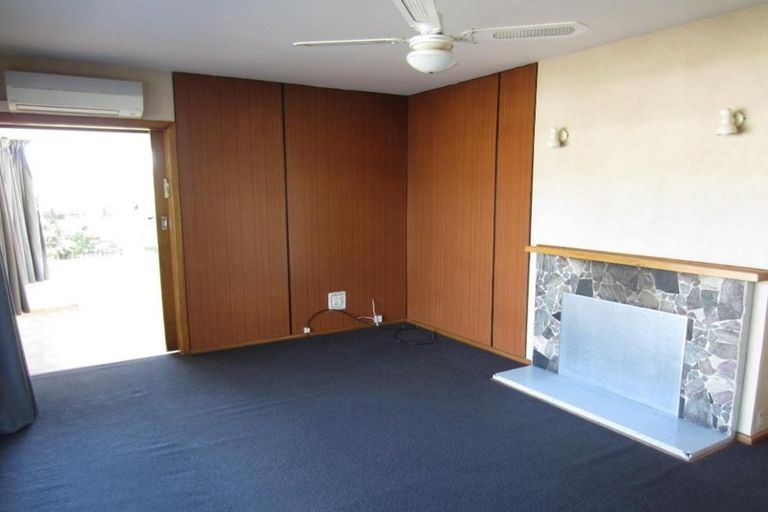 Photo of property in 15 Waitohi Street, Hornby, Christchurch, 8042