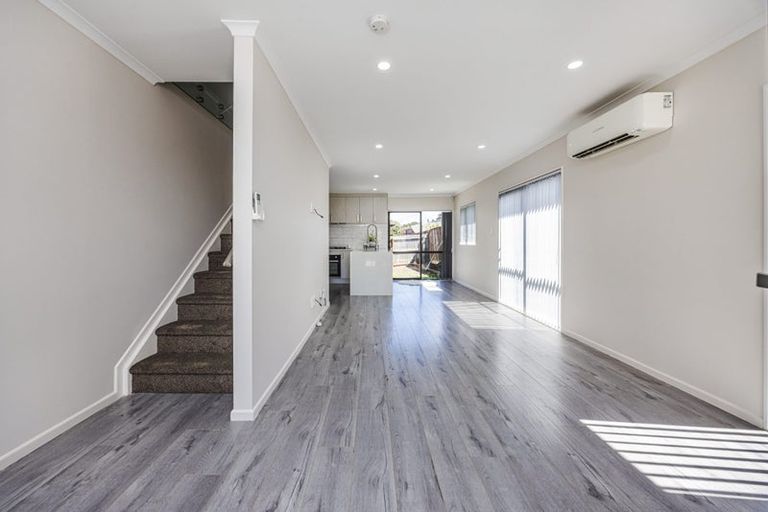 Photo of property in 68a Henwood Road, Mangere East, Auckland, 2024