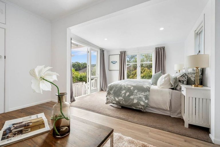 Photo of property in 18 Kenmure Avenue, Forrest Hill, Auckland, 0620