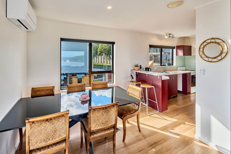 Photo of property in 79 Frobisher Street, Island Bay, Wellington, 6023