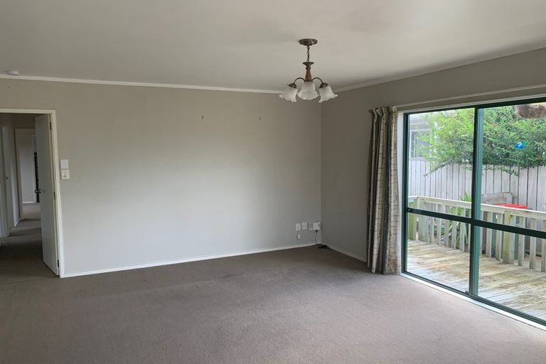 Photo of property in 3a Mawney Road, Henderson, Auckland, 0610