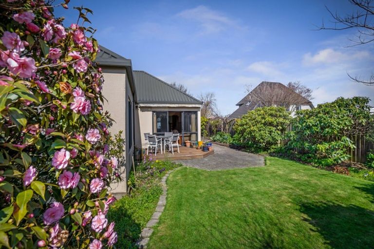 Photo of property in 9 Buscot Gate, Avonhead, Christchurch, 8042