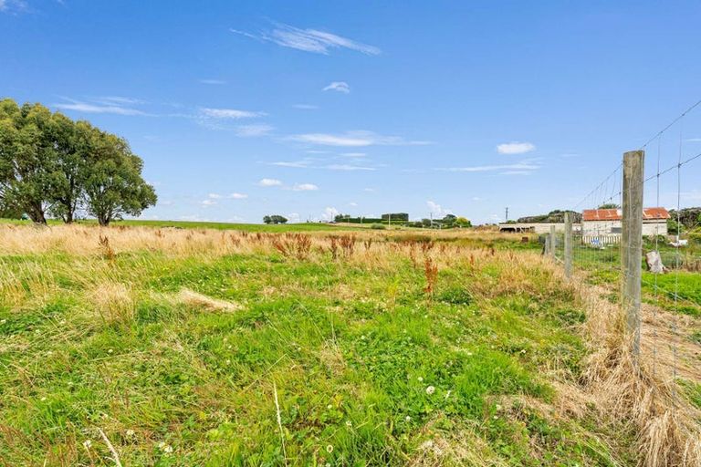 Photo of property in 4 Robertson Street, Woodlands, Invercargill, 9871