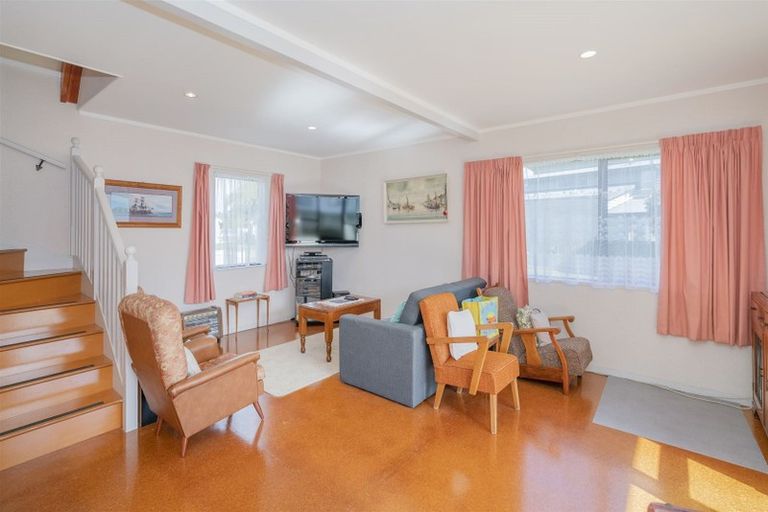 Photo of property in 8 Endeavour Close, Whitianga, 3510