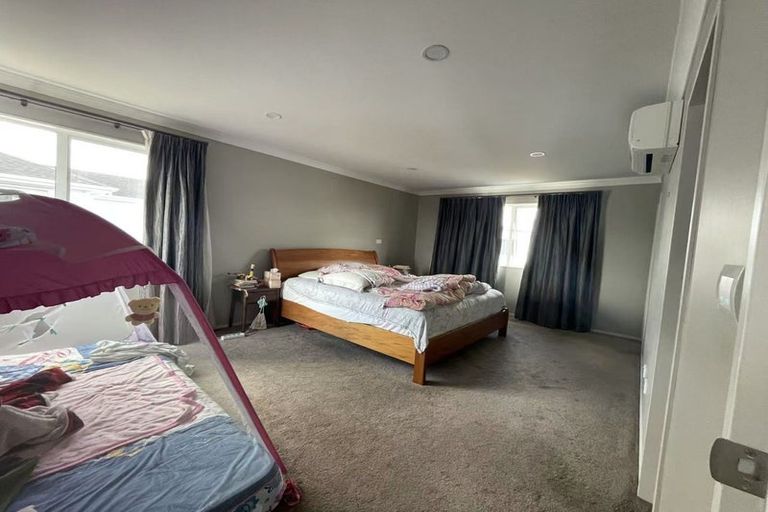 Photo of property in 28 Milano Boulevard, Karaka, Papakura, 2113