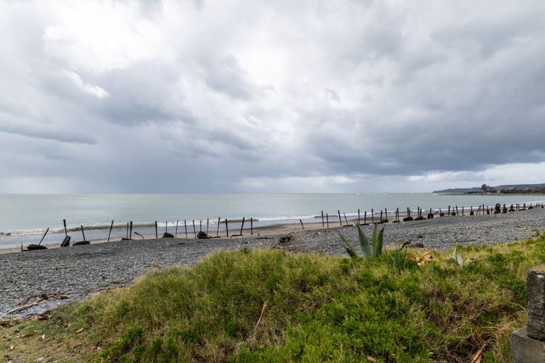 Photo of property in 285 Clifton Road, Te Awanga, 4102