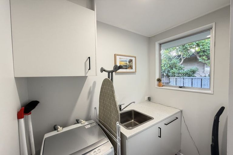 Photo of property in 34b Somerset Crescent, Highbury, Palmerston North, 4412