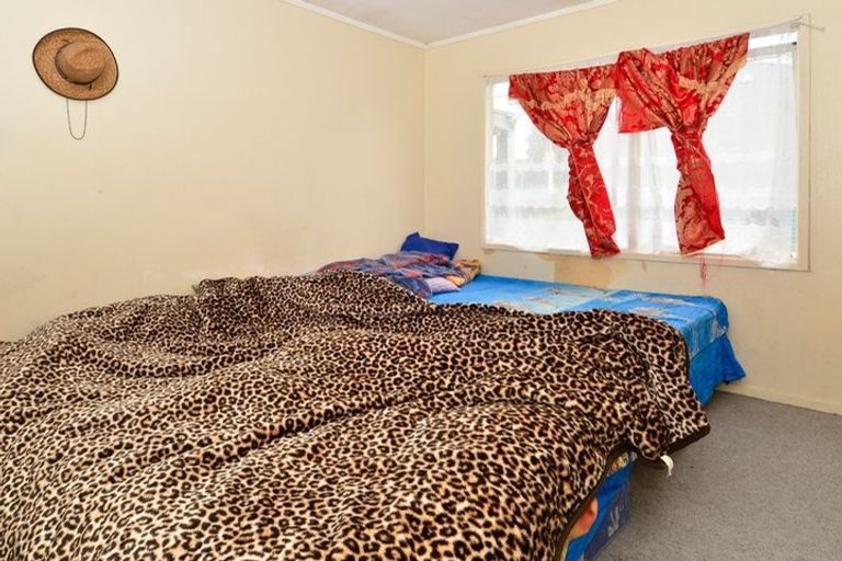 Photo of property in 3/136 Shifnal Drive, Randwick Park, Auckland, 2105