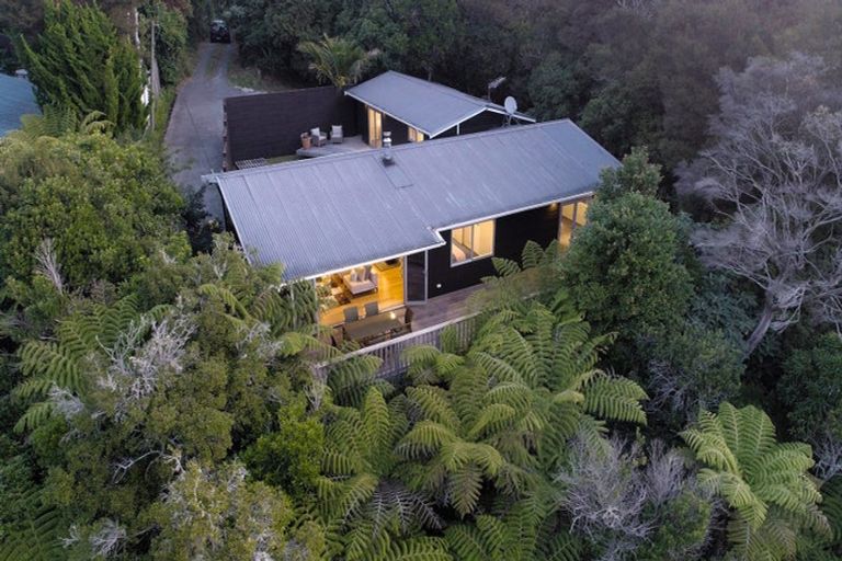 Photo of property in 1/33 Rangatira Road, Birkdale, Auckland, 0626