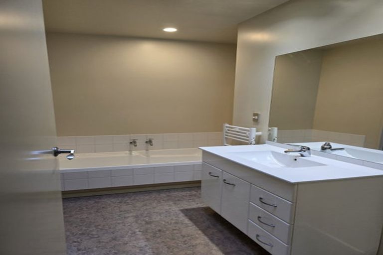 Photo of property in 6 Seadown Crescent, Amberley, 7410