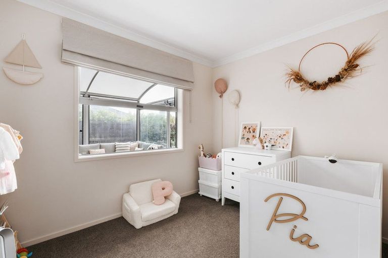 Photo of property in 6 Lakeside Terrace, Omokoroa, 3114