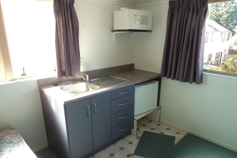 Photo of property in 12/5 Inverness Avenue, Hamilton East, Hamilton, 3216