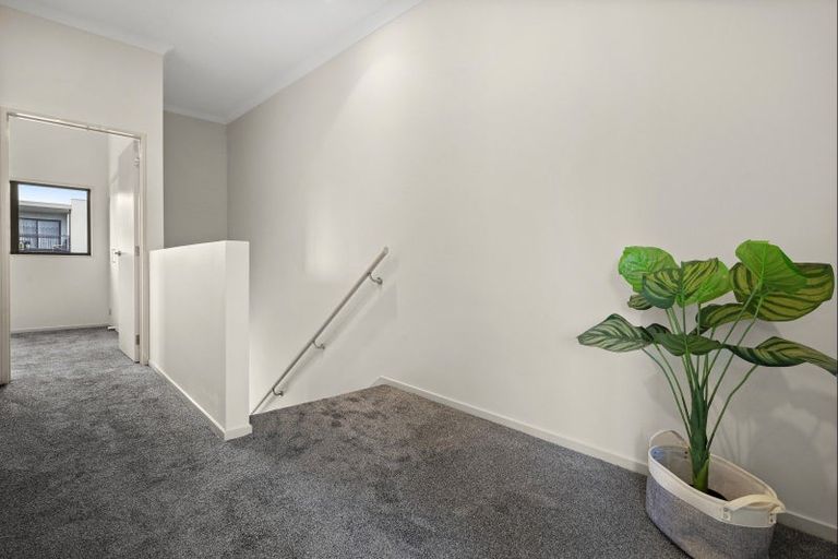 Photo of property in 6/46 Carlos Drive, Flat Bush, Auckland, 2016