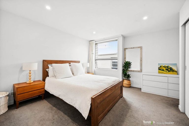 Photo of property in Altar Apartments, 13/120 Rintoul Street, Newtown, Wellington, 6021
