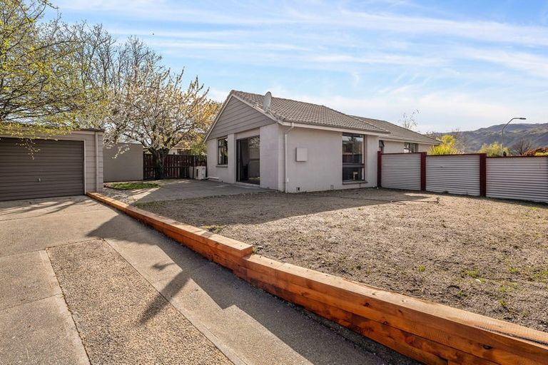 Photo of property in 1 Marsh Place, Cromwell, 9310