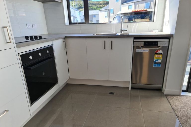 Photo of property in 16/170u Fraser Avenue, Johnsonville, Wellington, 6037