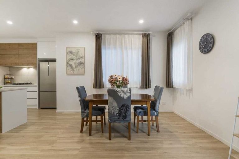 Photo of property in 10 Ketu Court, Albany Heights, Auckland, 0632