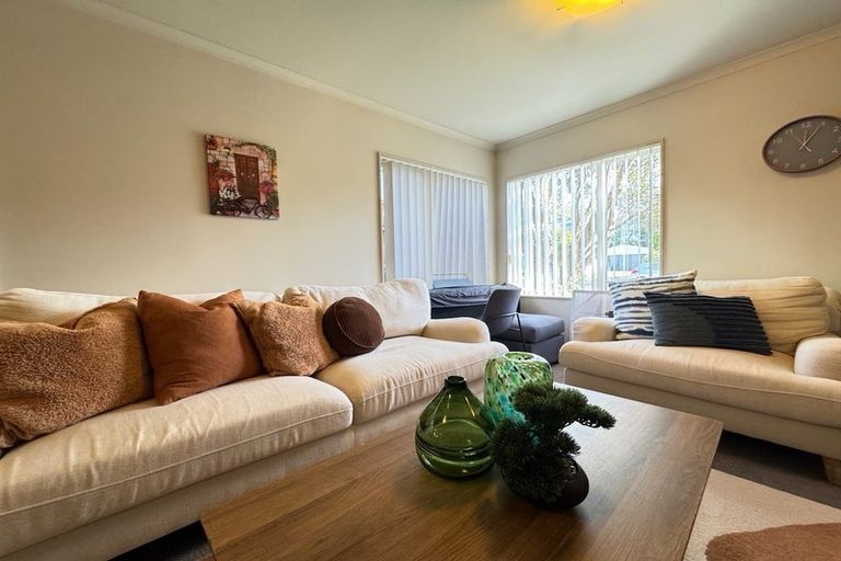 Photo of property in 1a Arapiko Street, Johnsonville, Wellington, 6037
