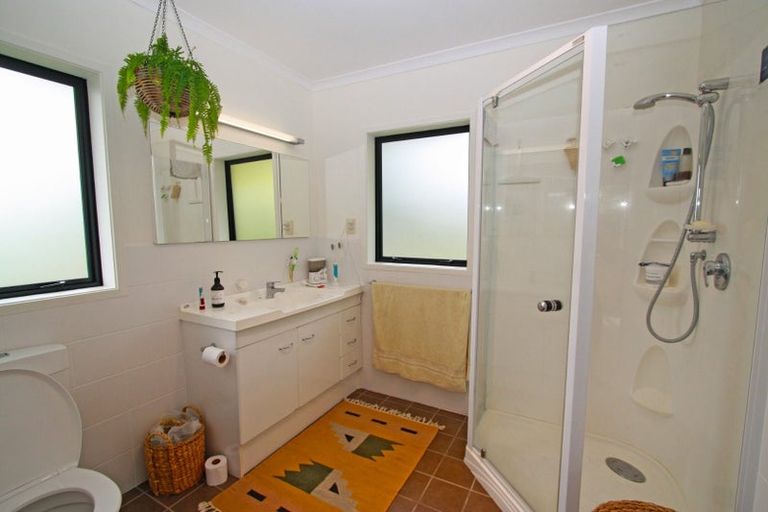 Photo of property in 162a Heta Road, Highlands Park, New Plymouth, 4312