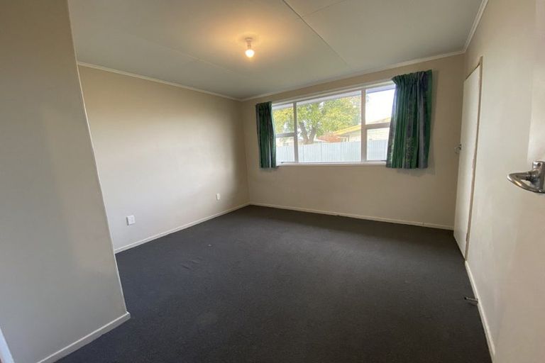 Photo of property in 813 Huia Street, Camberley, Hastings, 4120