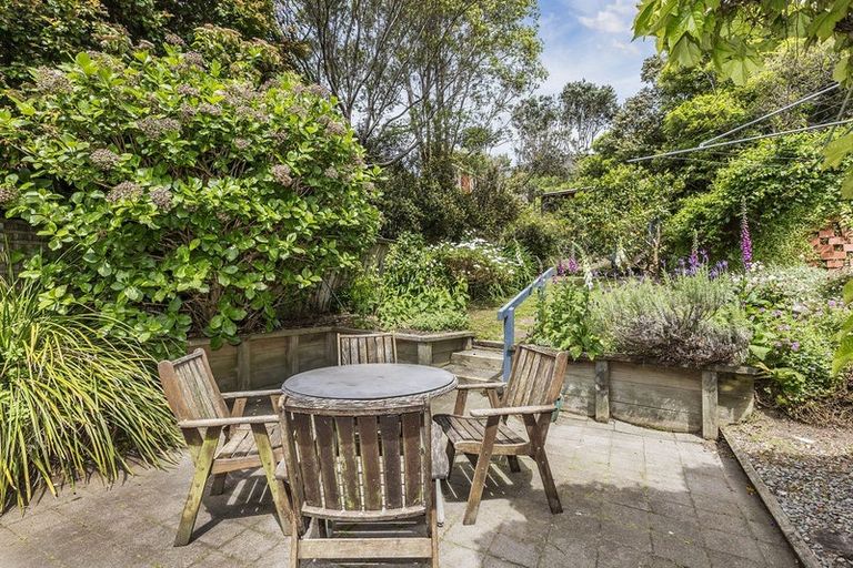 Photo of property in 6 Muri Road, Pukerua Bay, 5026