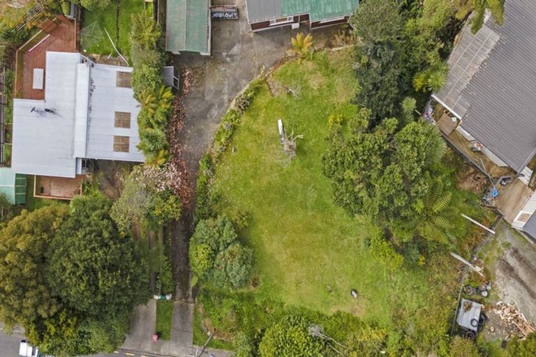 Photo of property in 115 Kamahi Street, Stokes Valley, Lower Hutt, 5019