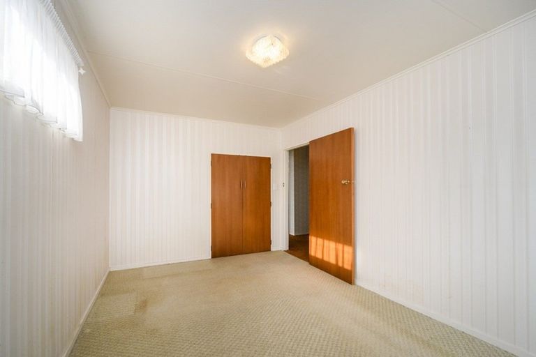 Photo of property in 4 Holdsworth Avenue, Milson, Palmerston North, 4414