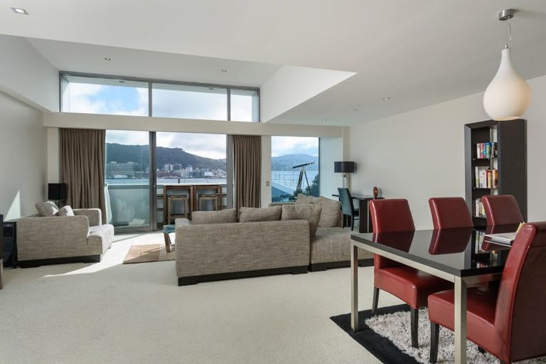 Photo of property in Blanc, 3e/136 Oriental Parade, Oriental Bay, Wellington, 6011