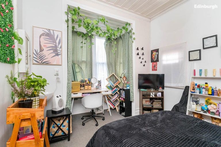 Photo of property in 1 Haddon Place, Dunedin Central, Dunedin, 9016