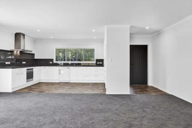 Photo of property in 52 Regan Street, Stratford, 4332