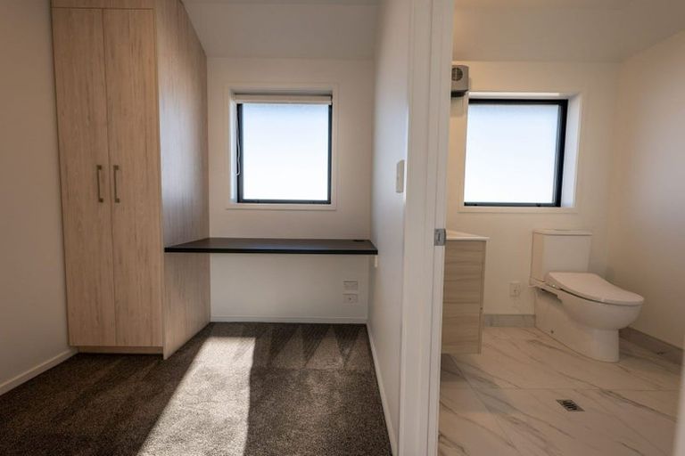 Photo of property in 8a/1 Taramea Place, Addington, Christchurch, 8024