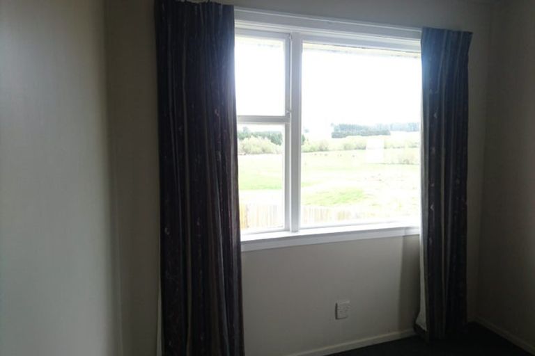Photo of property in 3 George Street, Clinton, 9534
