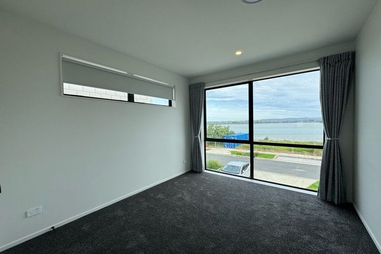 Photo of property in 105 Limestone Drive, Hobsonville, Auckland, 0616