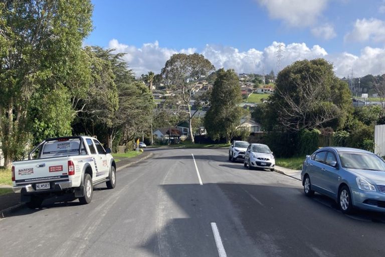 Photo of property in 30 Redwood Drive, Massey, Auckland, 0614